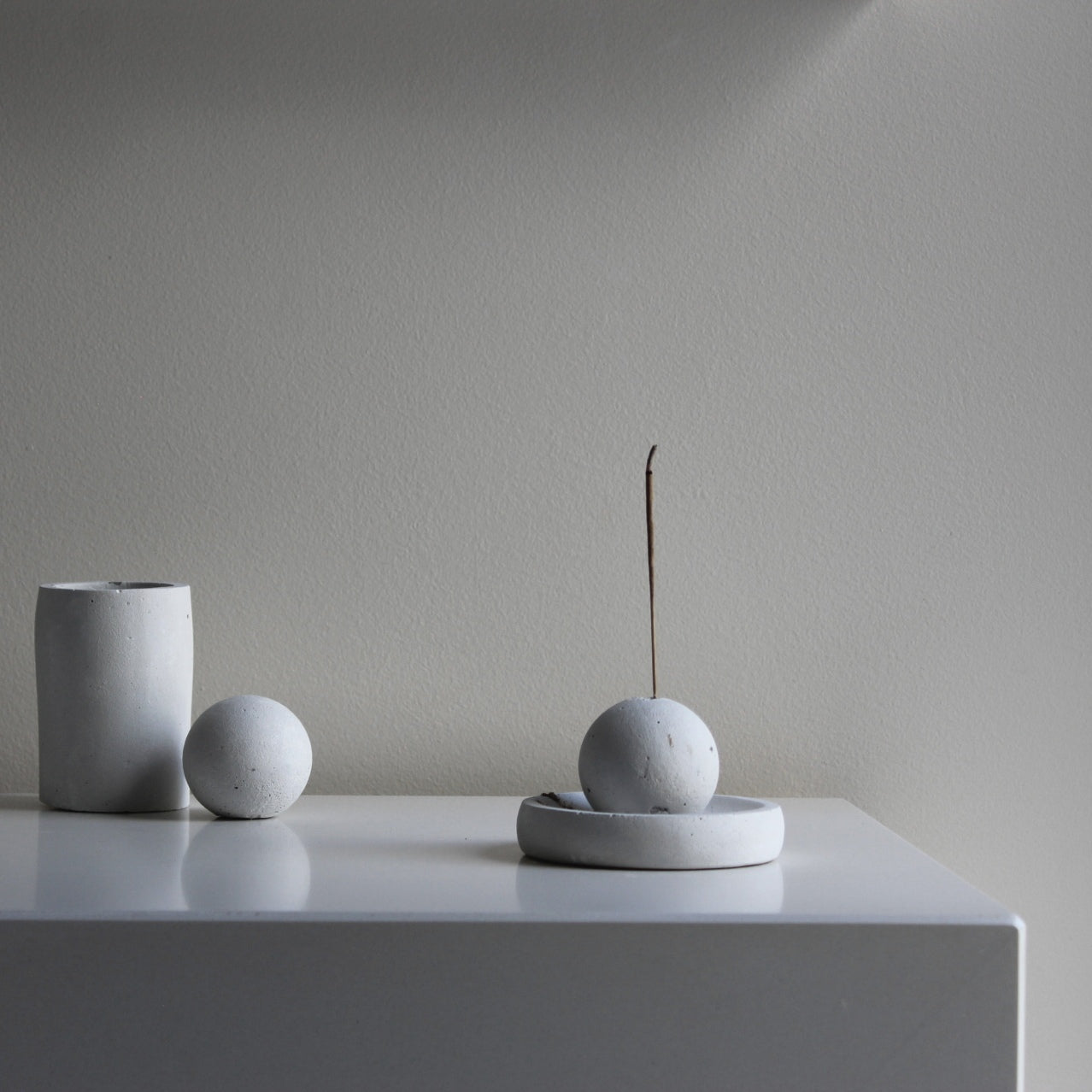 THE SPHERE INCENSE HOLDER