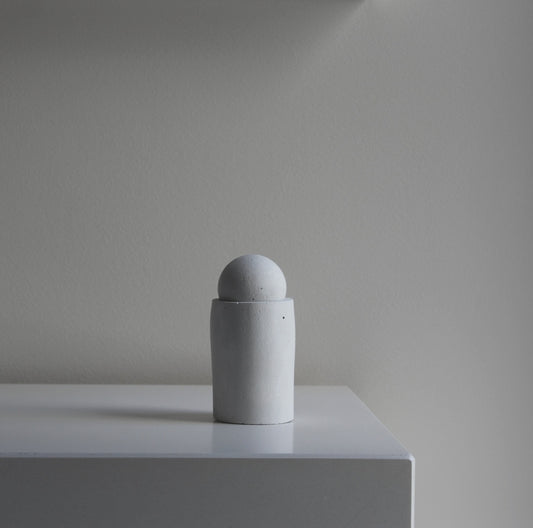 THE SPHERE CANDLE JAR (tall)